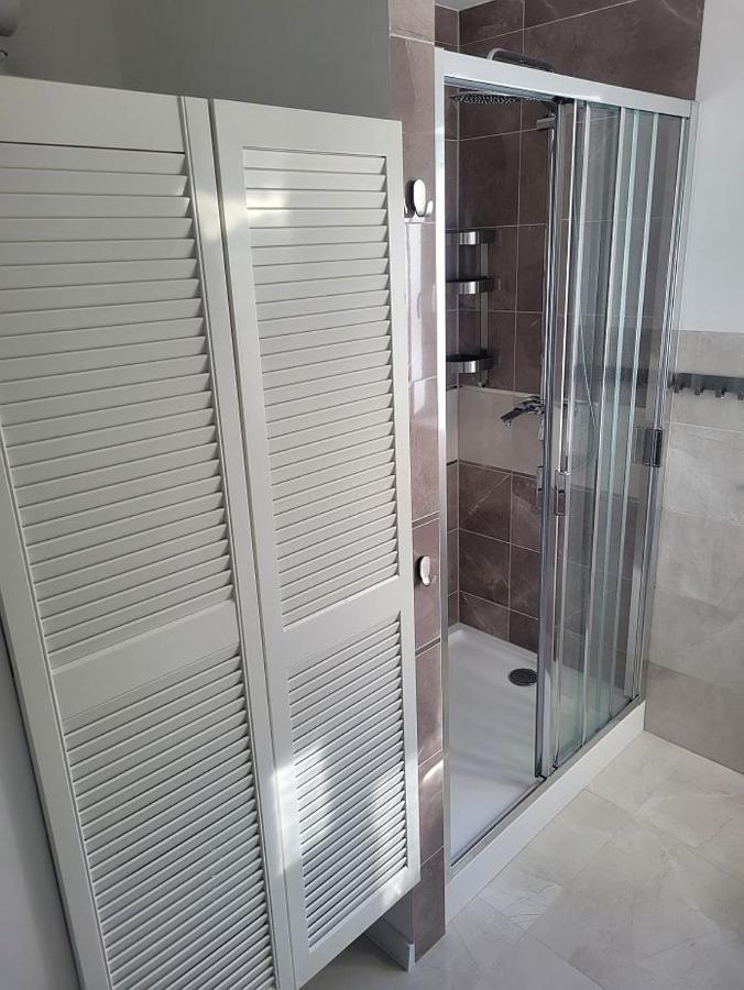 Pobierowo Baltic Apartament Turkusowy Buitenkant foto