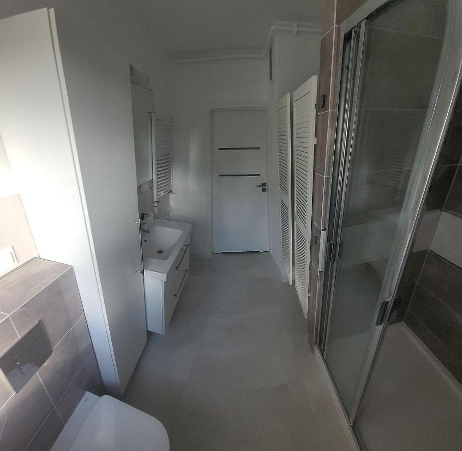 Pobierowo Baltic Apartament Turkusowy Buitenkant foto