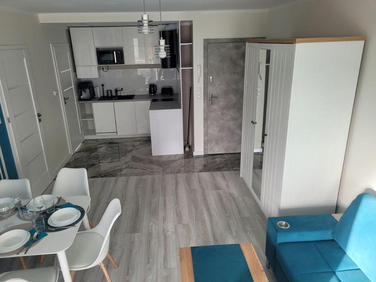 Pobierowo Baltic Apartament Turkusowy Buitenkant foto