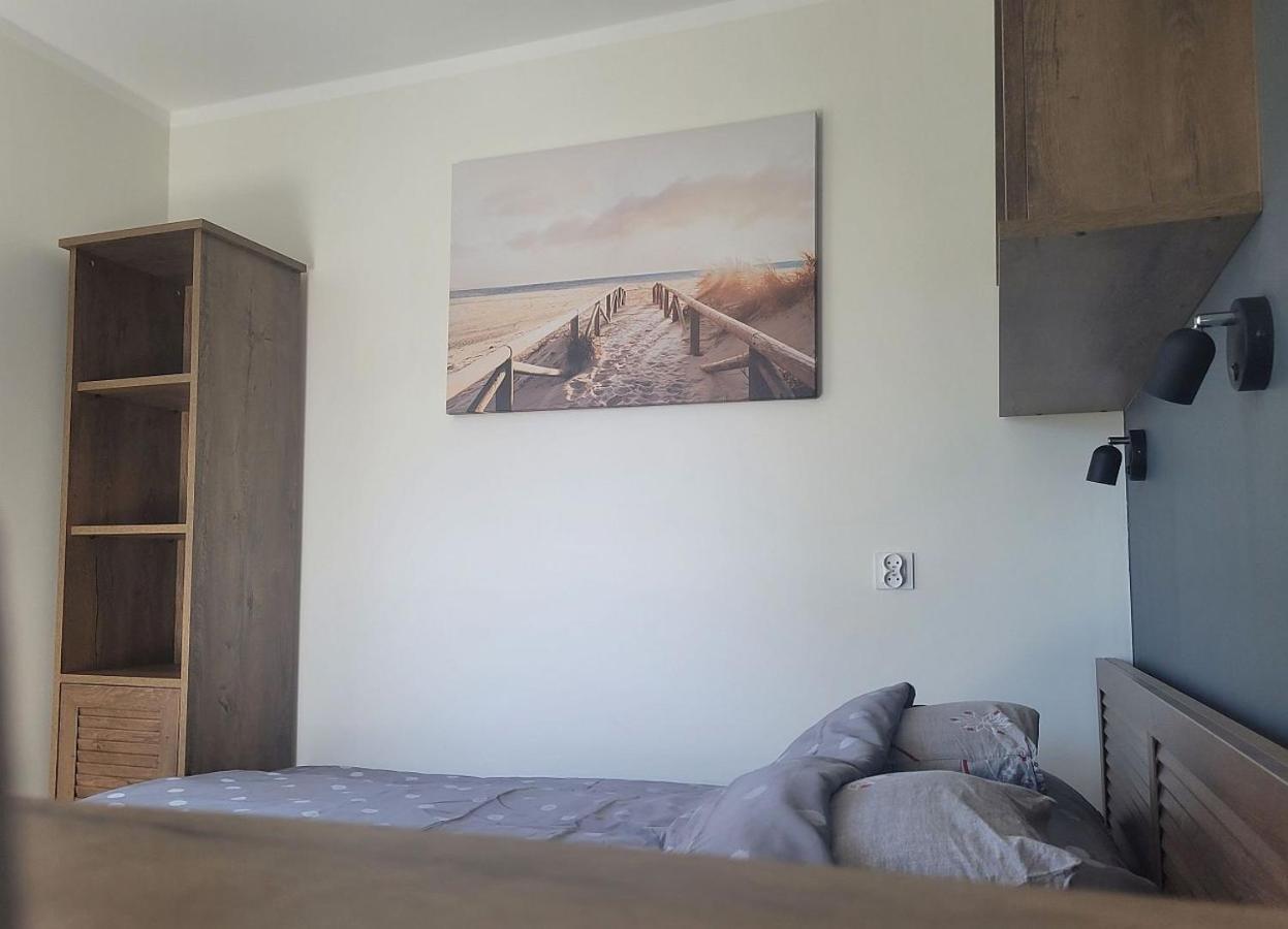 Pobierowo Baltic Apartament Turkusowy Buitenkant foto