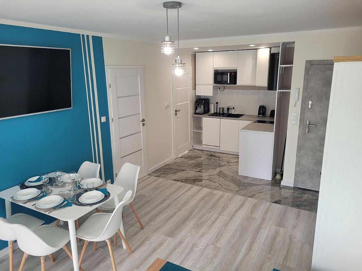 Pobierowo Baltic Apartament Turkusowy Buitenkant foto