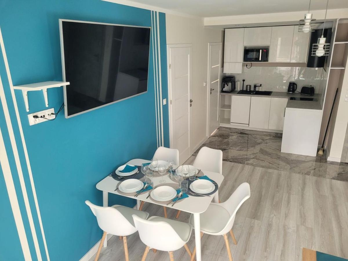 Pobierowo Baltic Apartament Turkusowy Buitenkant foto