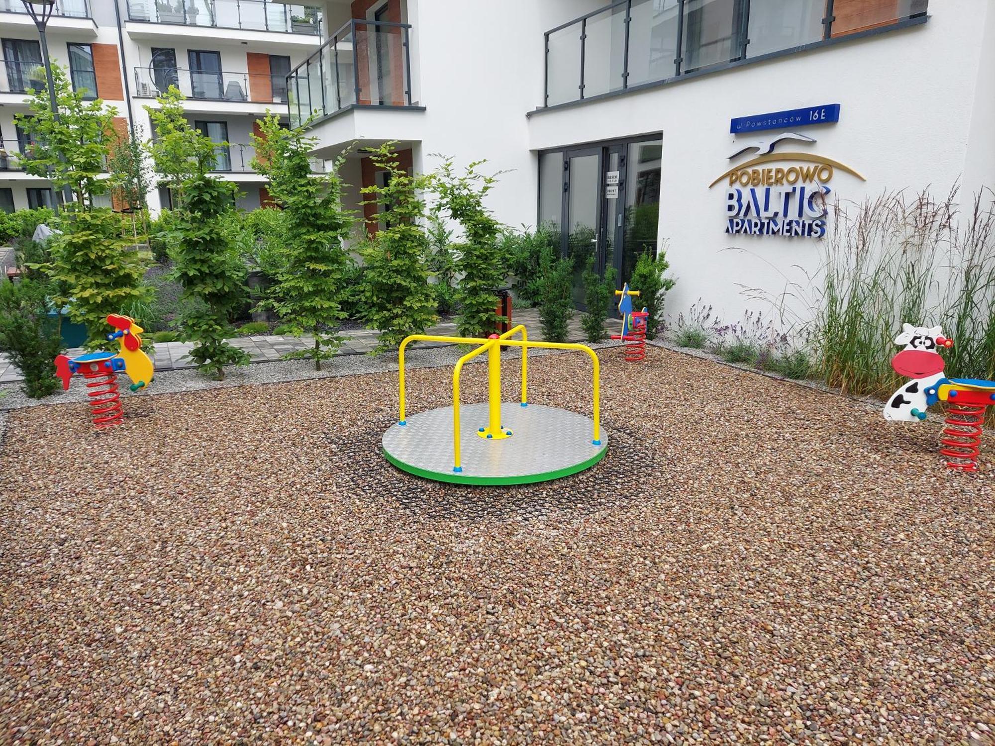 Pobierowo Baltic Apartament Turkusowy Buitenkant foto